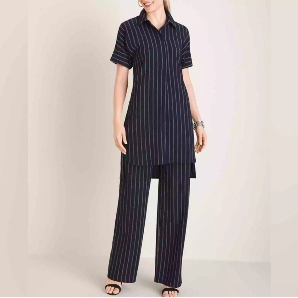 Chico's Travelers Navy Modern Textured Pinstriped Pants Size 8/10